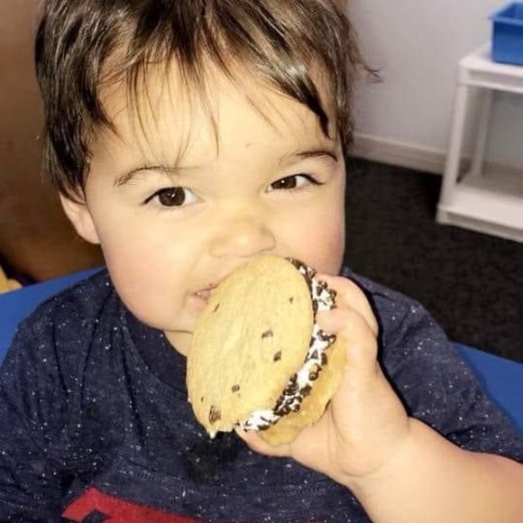 Meet your Posher, Devin - Picture 1 of 1